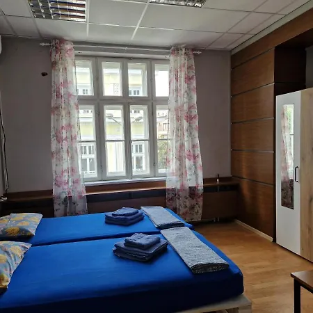 Lambo's Corner - Guest וארנה