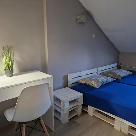 Lambo's Corner - Guest וארנה