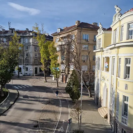 Lambo's Corner - Guest וארנה