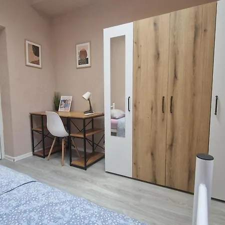 בית הארחה Lambo's Corner - Guest וארנה