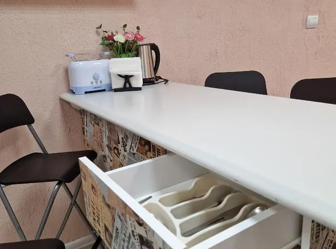 Lambo's Corner - Guest Gasthuis Varna