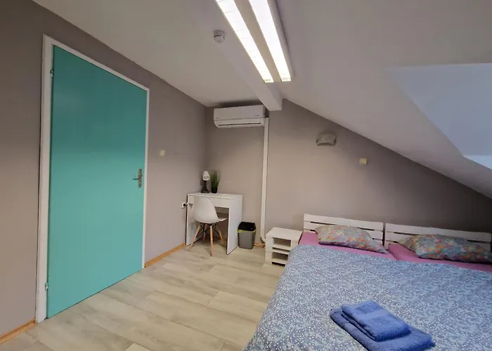 Lambo's Corner - Guest Varna