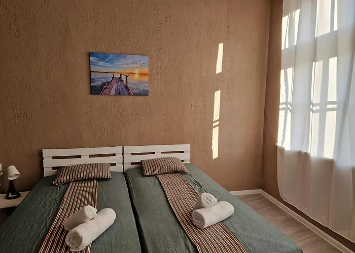 بيت ضيافة Lambo's Corner - Guest فارنا