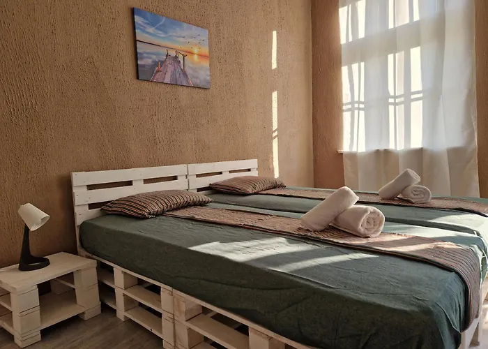 Lambo's Corner - Guest فارنا