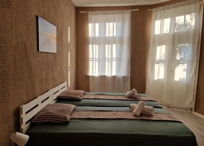 Lambo's Corner - Guest فارنا