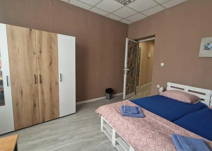 Lambo's Corner - Guest Varna