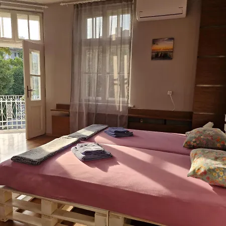 Lambo's Corner - Guest Guest house Varna