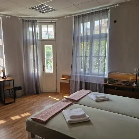 Lambo's Corner - Guest Guest house