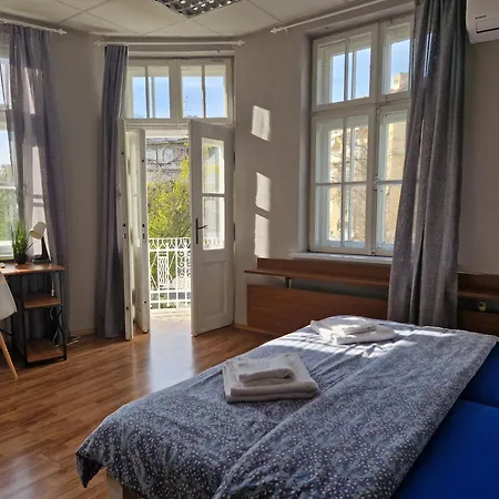 Lambo's Corner - Guest Guest house *