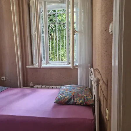 Lambo's Corner - Guest Guest house *