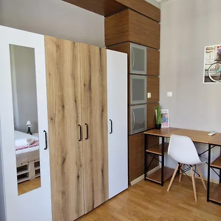 Lambo's Corner - Guest Guest house *