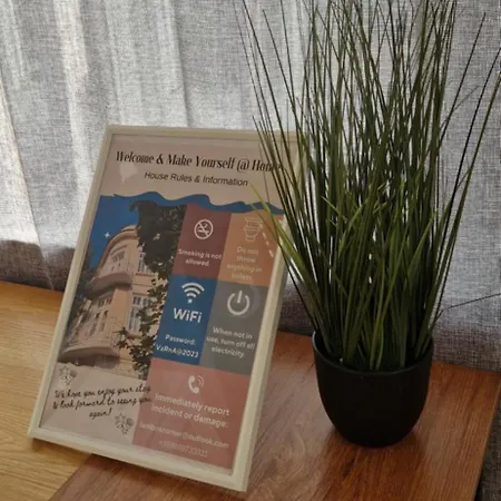 Lambo's Corner - Guest Guest house