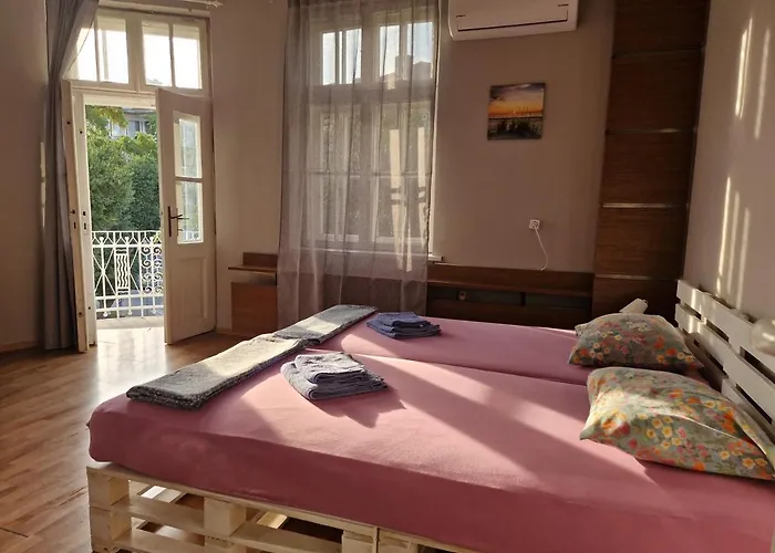 Lambo's Corner - Guest Guest house Varna