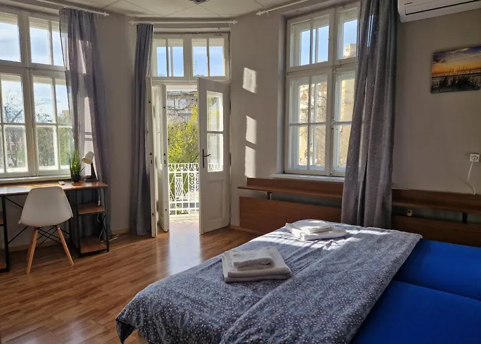 Lambo's Corner - Guest Guest house *