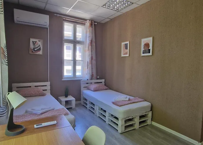 Lambo's Corner - Guest Guest house *